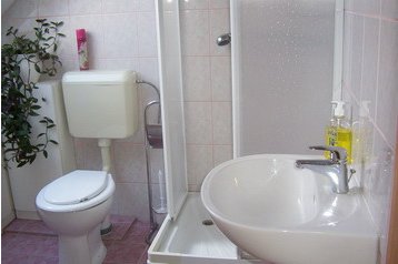 Ungaria Privát Hajdúszoboszló, Exteriorul